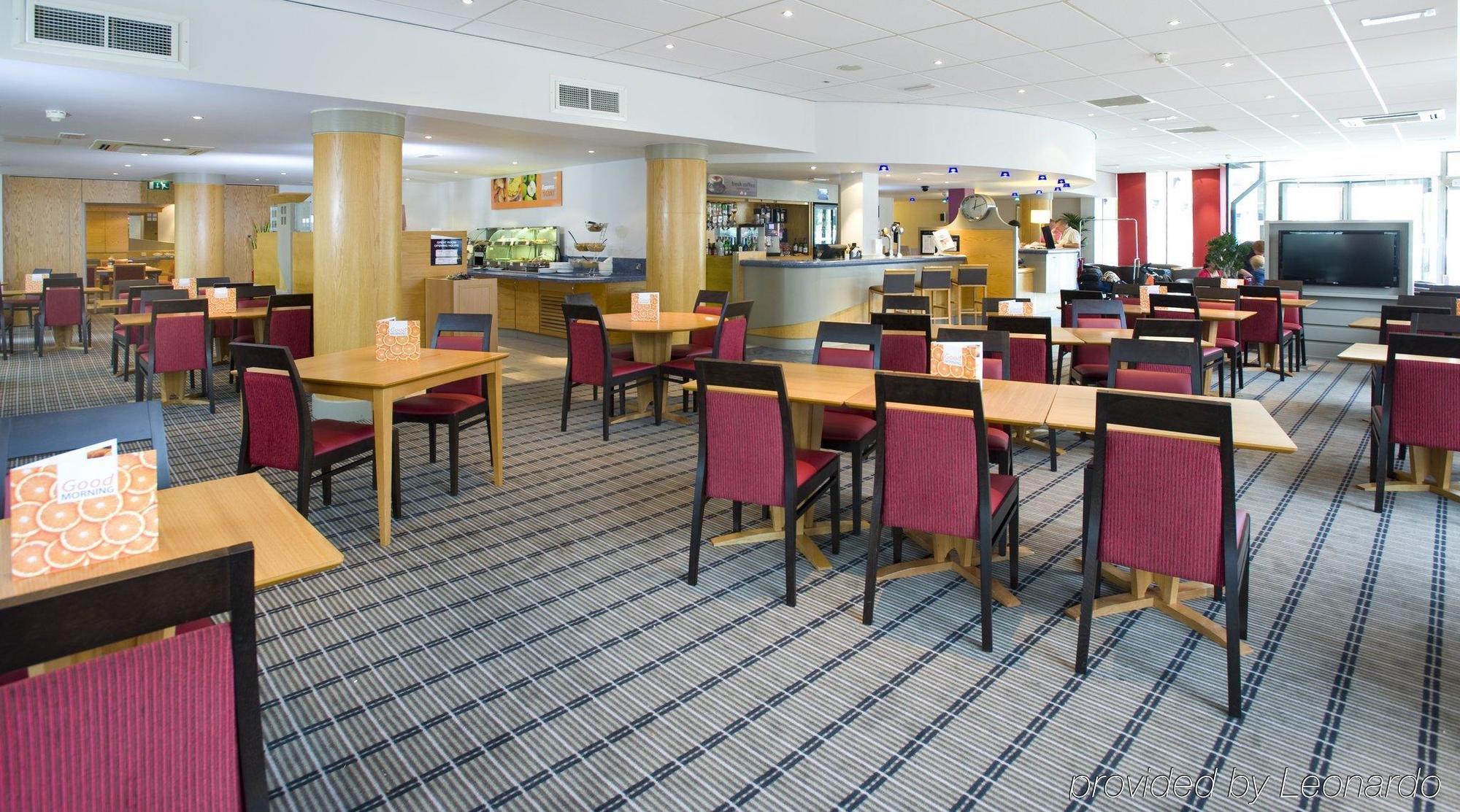 Holiday Inn Express Bath, An Ihg Hotel Restaurante foto